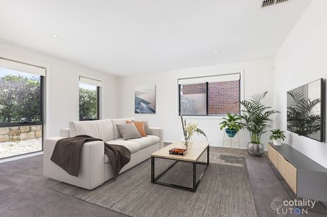 Property photo of 8 Selleck Street Casey ACT 2913