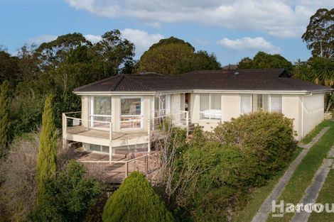 Property photo of 38 Scotsburn Way Endeavour Hills VIC 3802