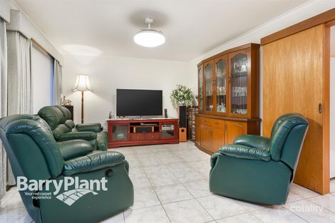 Property photo of 4 Luanda Street Keysborough VIC 3173
