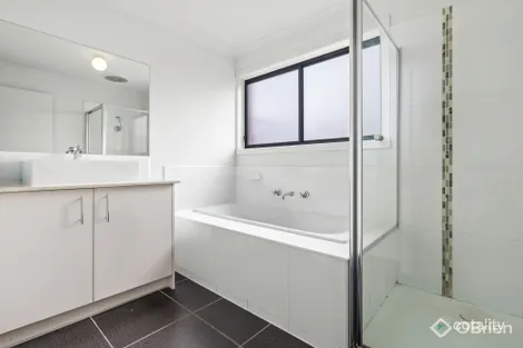 Property photo of 35 Federal Drive Wyndham Vale VIC 3024