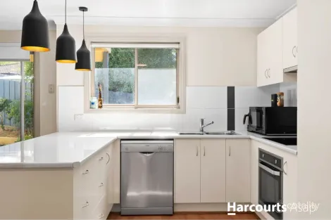 Property photo of 2/20 Poorinda Rise Narre Warren VIC 3805