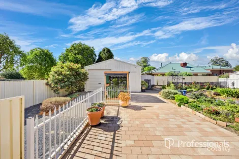 Property photo of 12 Mitchell Way Dardanup WA 6236