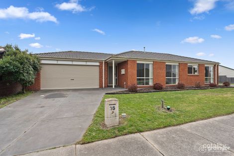Property photo of 35 Oak Avenue Longwarry VIC 3816