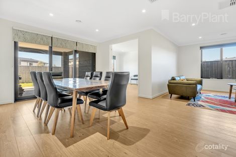 Property photo of 15 Heathcote Street Mickleham VIC 3064