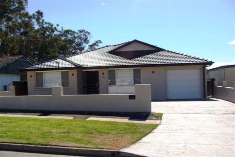 142 Rex Rd, Georges Hall, NSW 2198
