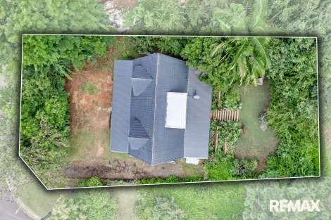 Property photo of 2 Sue Street Burnside QLD 4560