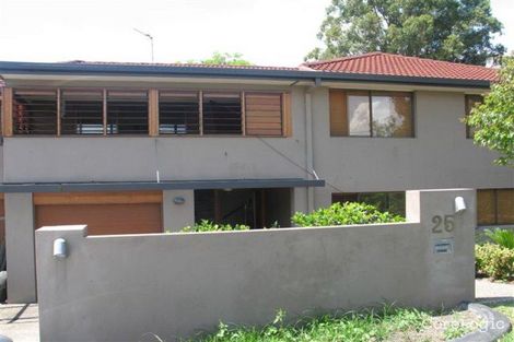 Property photo of 25 Hillview Parade Ashmore QLD 4214