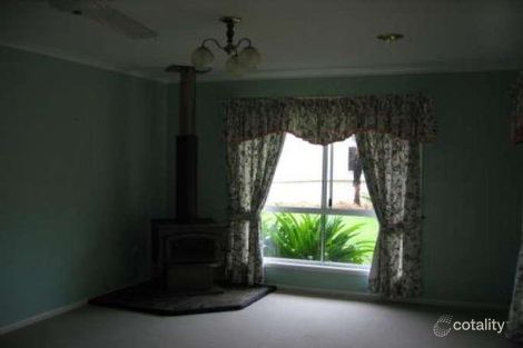 Property photo of 8 Curtain Road Pie Creek QLD 4570