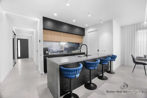 Property photo of 93 Greenpoint Drive Rockbank VIC 3335