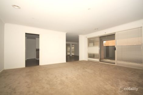 3 Coronet Ave, Roxburgh Park, VIC 3064