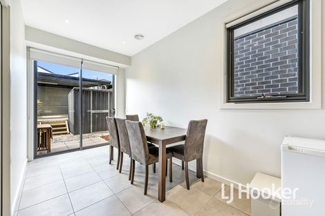 Property photo of 78A Hutchinson Drive Lynbrook VIC 3975