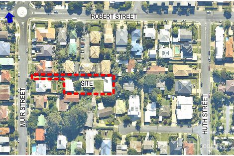 Property photo of 2/39 Muir Street Labrador QLD 4215