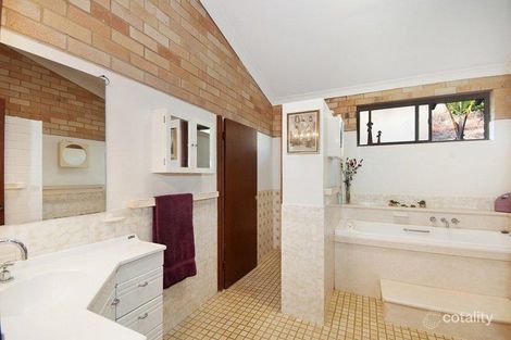 Property photo of 11 Hyrama Crescent Brunswick Heads NSW 2483