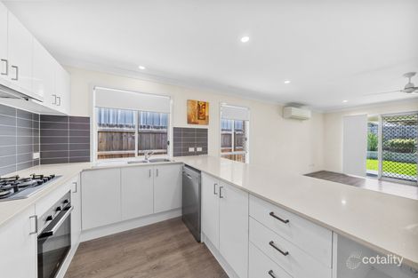 Property photo of 38 Splendour Circuit Yarrabilba QLD 4207