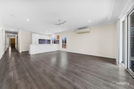Property photo of 38 Splendour Circuit Yarrabilba QLD 4207