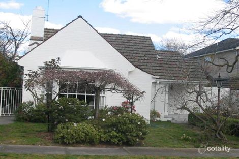 2 Pelham Pl, Deepdene, VIC 3103