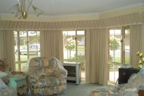 Property photo of 2 Reynolds Drive Numurkah VIC 3636