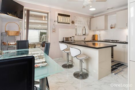 Property photo of 7 Mulberry Crescent Frankston North VIC 3200
