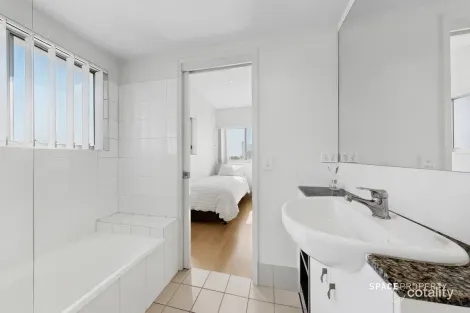 Property photo of 504/491 Wickham Terrace Spring Hill QLD 4000
