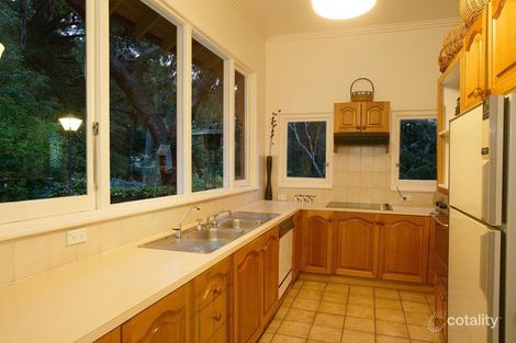 1048 Mt Dandenong Tourist Rd, Montrose, VIC 3765