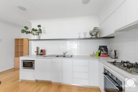 Property photo of 43/1 Glenariff Boulevard Canning Vale WA 6155