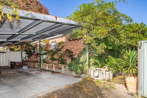 8 Wellings St, Warners Bay, NSW 2282
