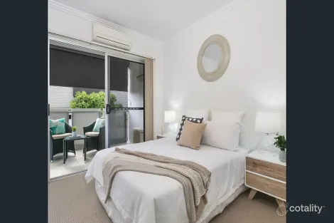 Property photo of 1/1 Redarc Street Fairfield QLD 4103