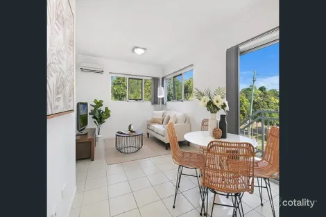 Property photo of 1/1 Redarc Street Fairfield QLD 4103