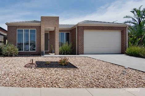 Property photo of 10 College Square Bacchus Marsh VIC 3340