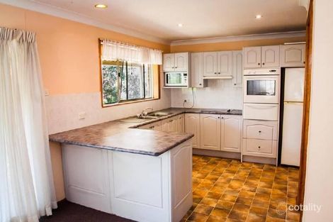 Property photo of 28 Murraba Crescent Gwandalan NSW 2259