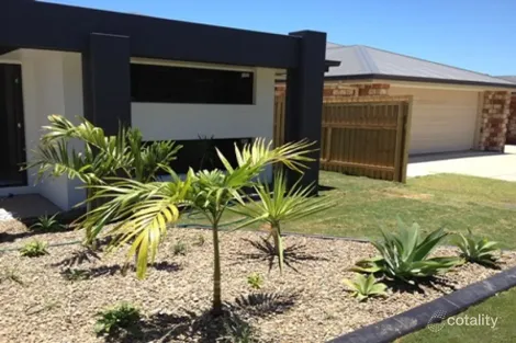 2/28 Brooksfield Dr, Sarina Beach, QLD 4737