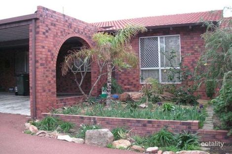 2/16 Wheatcroft St, Scarborough, WA 6019