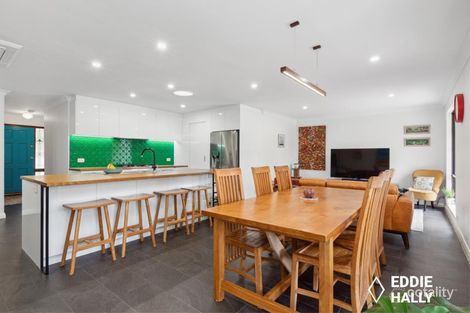 Property photo of 5 Grebe Gardens Yangebup WA 6164