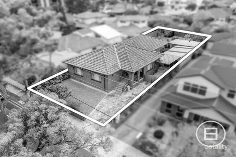 Property photo of 11 Oshannassy Street Essendon North VIC 3041