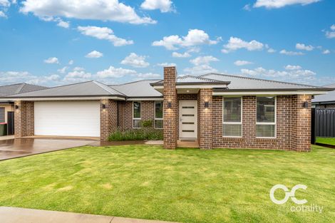 18 Balmoral Dr, Orange, NSW 2800