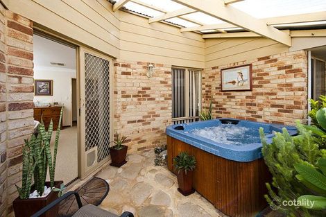 Property photo of 4 Madeleine Court Two Rocks WA 6037