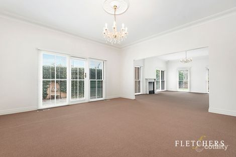 Property photo of 2 Chatfield Avenue Deepdene VIC 3103