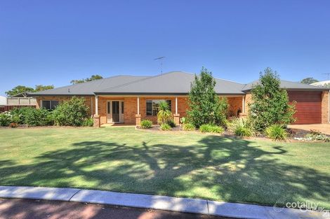 10 Blue Wren Gdns, Coodanup, WA 6210