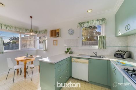 Property photo of 9 Ivanhoe Court Newcomb VIC 3219