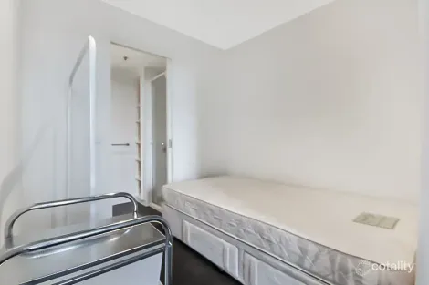 Property photo of 708/591-593 Elizabeth Street Melbourne VIC 3000