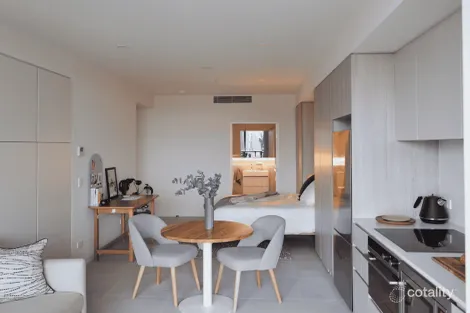 809/101 Therry St, Melbourne, VIC 3000