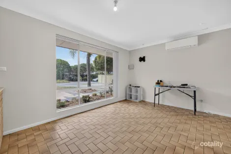 Property photo of 3 Tarup Place Hillman WA 6168