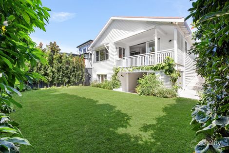 Property photo of 41 Yanko Avenue Bronte NSW 2024