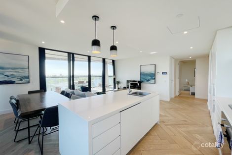 Property photo of 604/77 Queens Road Melbourne VIC 3004