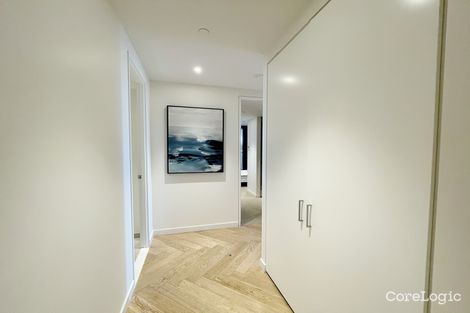 Property photo of 604/77 Queens Road Melbourne VIC 3004