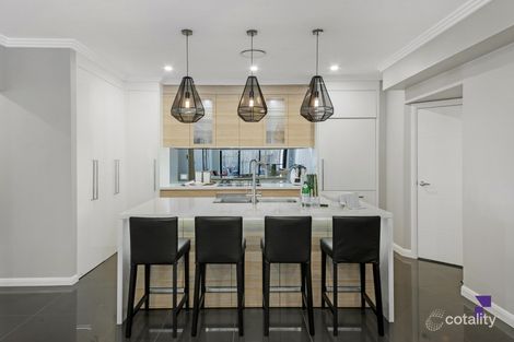 Property photo of 32 Lucinda Avenue Georges Hall NSW 2198