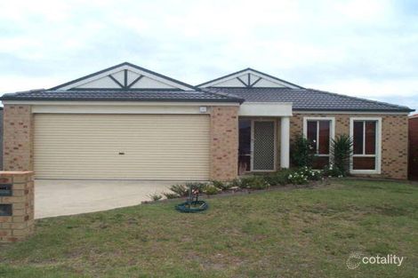 5 Ross Cres, Skye, VIC 3977