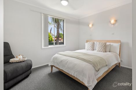 Property photo of 5 Scarus Place Rosemeadow NSW 2560