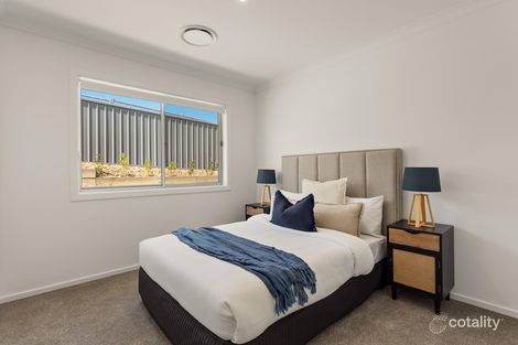 Property photo of 40 Castagna Street Strathnairn ACT 2615