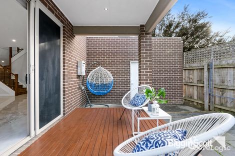 Property photo of 2/23 Pine Way Doncaster East VIC 3109
